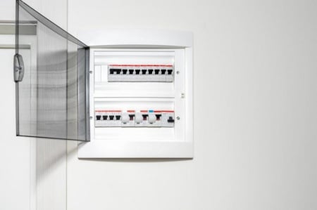 S&eacute;curisation &eacute;lectrique &agrave; Conflans, comment prot&eacute;ger votre installation ?